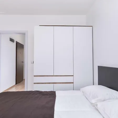 Cinecitta - One Bedroom Lion's Bridge * Sofia