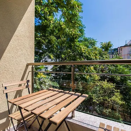 Cinecitta - One Bedroom Lion's Bridge Apartment Sofia